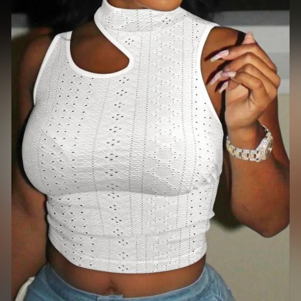 Sexy Sleeveless Eyelet Embroidery Cutout Crop Top White size 2xl